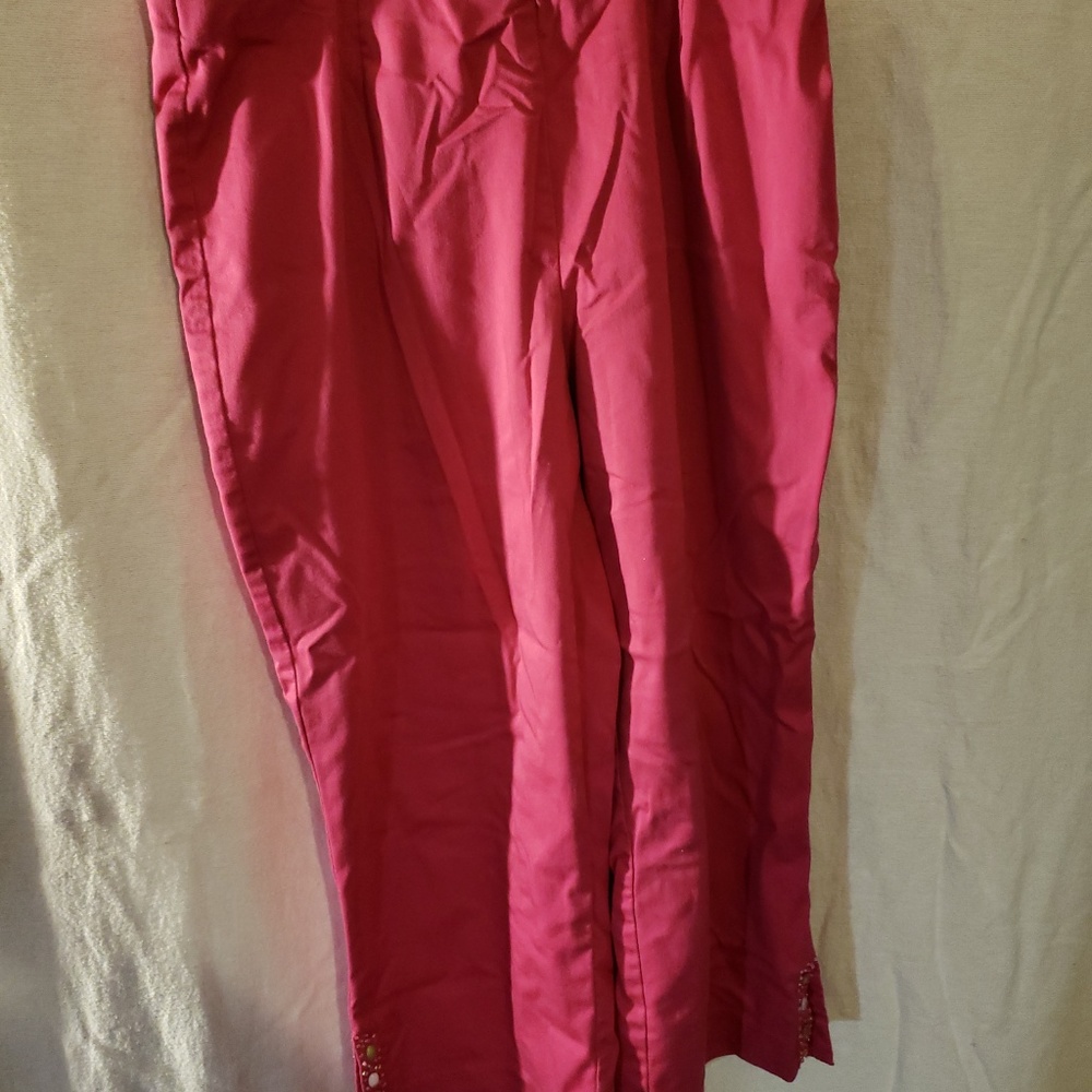 Capris - Picture 2 of 5